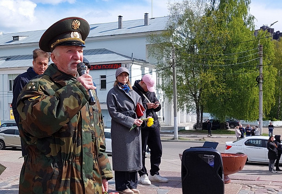 Звание «Почётный гражданин Ивановской области» присвоено Леониду Лампасову
